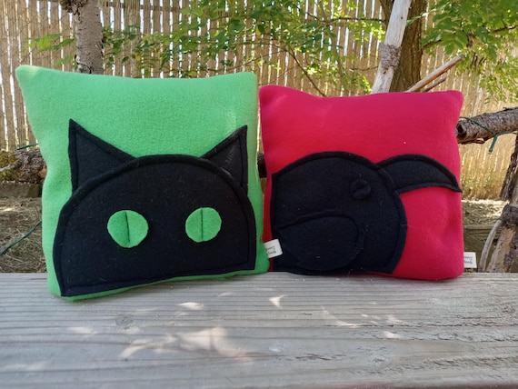 Pillow ~ 10"x10"
