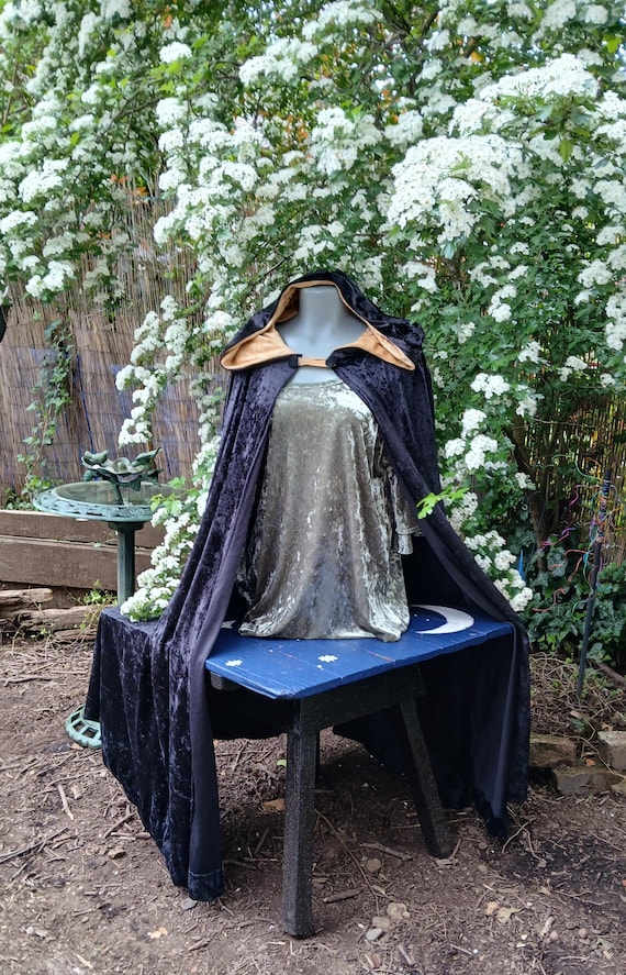 Premium Velvet Cloak ~ Lined Hood