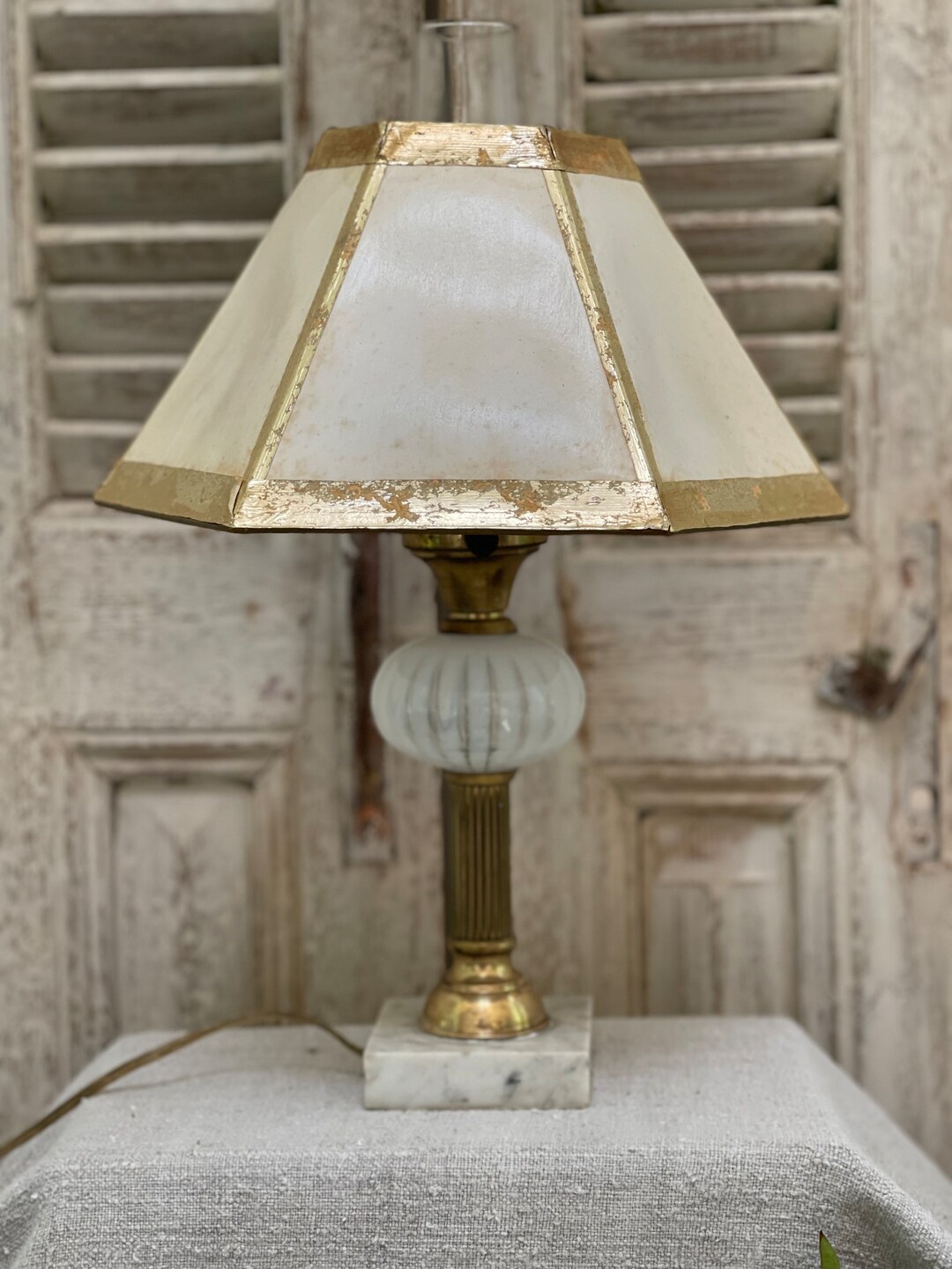 Beautiful Antique Fenton Lamp With Swirl Opalescent Glass Etsy