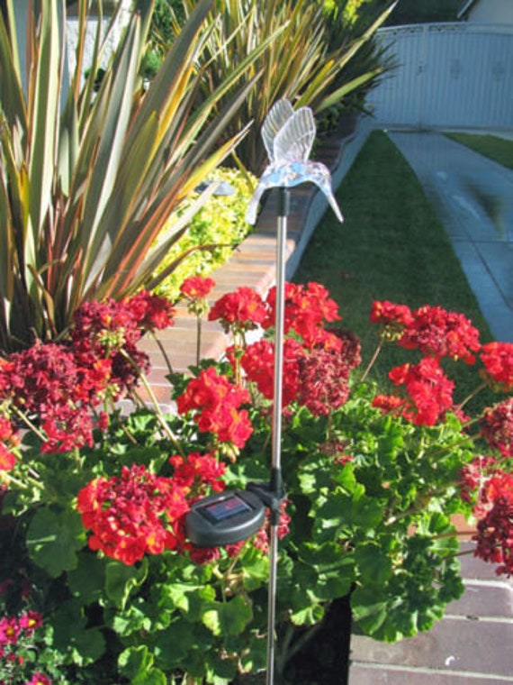 Set Of 2 Solar Powered Hummingbird Garden Stake Led Color - Solar Powered Hummingbird Garden Stake Set Of 2 Solar Powered Hummingbird Garden Stake Led Color - Solar Powered Hummingbird Garden Stake