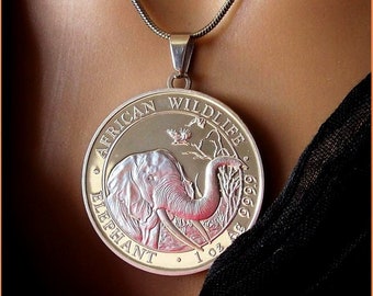 Jewellery pendant. Somalia Elephant 2018. 999.9 Silver.