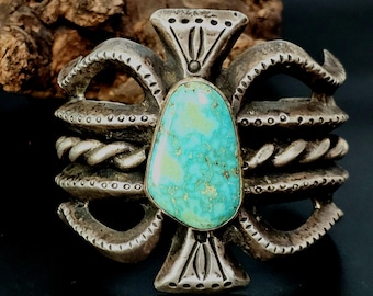 Cast Silver Statement Turquoise Cuff Vintage Native  Old Pawn fits 6 3/4" wrist. JB 153