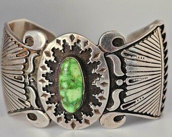 J. Delgarito Green Turquoise Horse Vintage Silver Cuff Old Pawn Size 6 1/2. JB 917