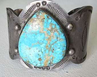Excellent Big Turquoise Cuff Vintage Native  Old Pawn fits 6 3/4" wrist. JB 89