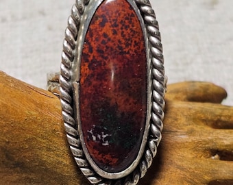 Rich Red Campbellite Cabochon Vintage Ring Sterling Silver Size 8
