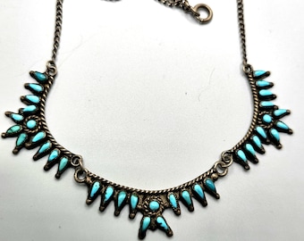 Lovely Zuni Pettipoint Necklace with Blue Turquoise Old Pawn Sterling. C1950s. JN 655