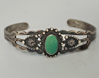Arrows & Green Turquoise Harvey Era Vintage Native Bracelet Old Pawn fits 6 1/2" wrist. JB 972
