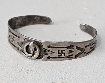 Coiled Snake & Whirling Logs Silver Cuff Old Pawn Fits 6 1/4" wrist JB 38