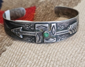 1930s Whirling Log Green Turquoise Sterling Native  Vintage Cuff JB 302 6 1/2" wrist