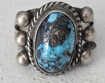 Great Blue Turquoise Vintage Sterling Ring Old Pawn Size 8 JR 650