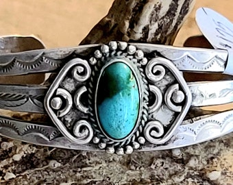 Pretty Harvey Era Bracelet with Delicate Silverwork 6 1/2" wrist Old Pawn C1940s. JB 362