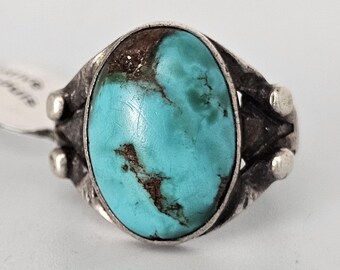 Classic Oval Blue Turquoise Stone Vintage Ring Old Pawn Size 4 1/2 JR 785