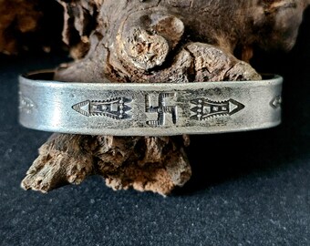 1930s Hand Forged Ingot Whirling Log Sterling Cuff  6 1/2" wrist  JB 296