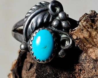 Pretty Blue Turquoise Pinky Ring Silver Vintage Native Sterling Silver Size 6 Old Pawn
