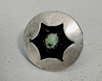 Dramatic Shadowbox Zuni Turquoise Vintage Pinky Ring Old Pawn Size 6 1/2. JR 271
