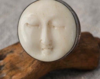 Beautiful Carved Face Vintage Bone Ring Size 7 1/2 Sterling Moonface