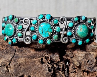 Old Zuni Natural Turquoise Vintage Native Cuff Old Pawn. 7" wrist