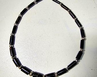 Black Coral with Silver Beads Vintage Native Necklace Old Pawn JN 697