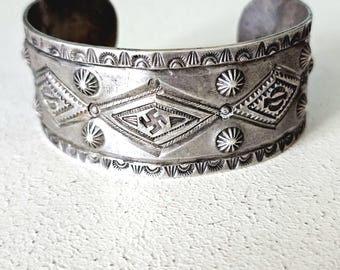 Wide Big Whirling Logs Silver Cuff Old Pawn Fits 7" wrist JB 112