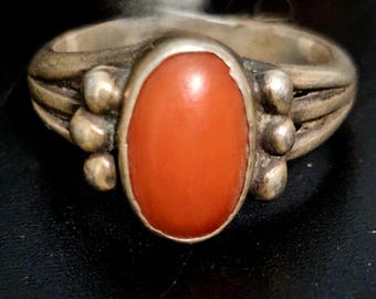 Early Coral Vintage Native Ring Sterling Silver Old Pawn Size 6 1/2 JR 979