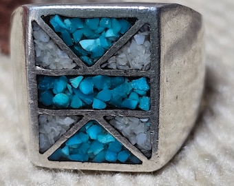 Classic Zuni Chip Inlay Cast Silver ring with Turquoise and Mother of Pearl Vintage Sterling Man Ring Size 11