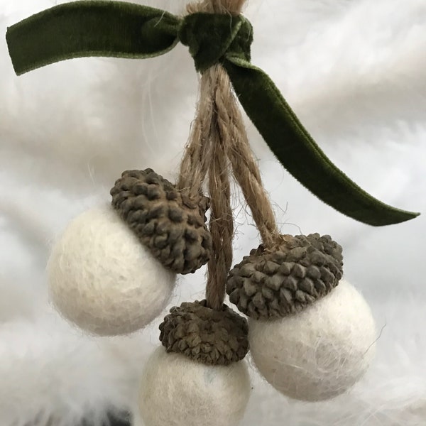 Handmade felted Wool Acorn Ornament with a real acorn, for the tree or as a unique gift tag and more. DIY KITS and variations are available.