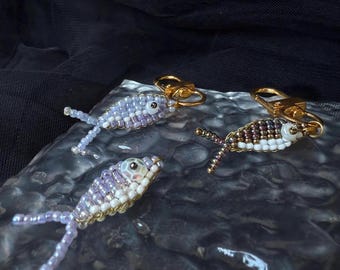 Handgemaakte sleutelhanger in de vorm van een visje, speelse sleutelhanger met oceaan-thema, cadeau voor haar