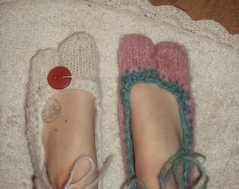 Tabi Slippers Knitting Pattern (Split-toe Slippers Downloadable PDF Knitting Pattern)