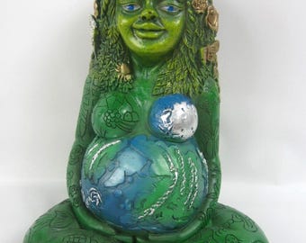 Vintage Mother Earth Statue Gaia Nature Resin Figurine Green 8 Inches Tall