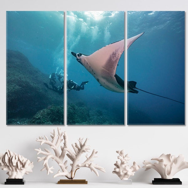 Beautiful Manta Ray Underwater with Scuba Divers Wall Art Canvas Print, Wild Animals Interior Art, Diving Wall Art, Diver Office Wall Decor