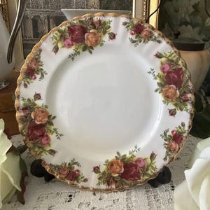 Royal Albert Old Country Roses Entree Plate