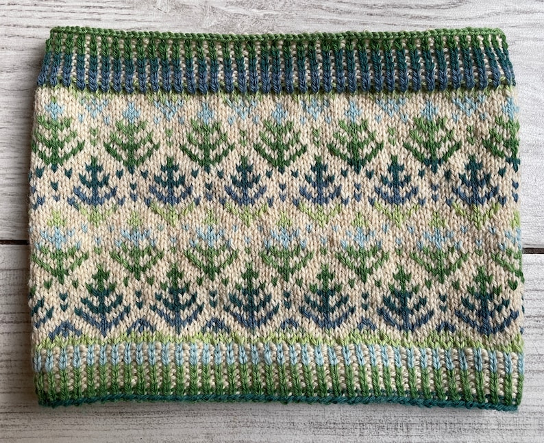4 Ply Fir Tree Cowl in Fair Isle Knitting Pattern Digital - Etsy