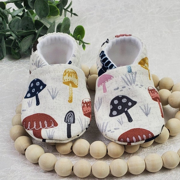 Mushroom Baby Moccasin, Baby Moccasin, Baby Boy Moccasin, Baby Girl Moccasin, Baby Shower Gift, Soft Shoes, Baby Slippers, Mushroom on White