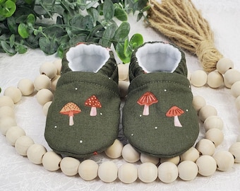 Mushroom Baby Moccasin, Baby Moccasin, Mushroom Baby Shower, Baby Booties, Baby Girl Mocc ,Baby Boy Mocc, Mushroom on Olive Green