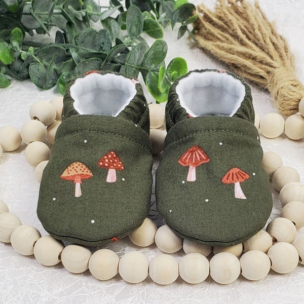 Mushroom Baby Moccasin, Baby Moccasin, Mushroom Baby Shower, Baby Booties, Baby Girl Mocc ,Baby Boy Mocc, Mushroom on Olive Green