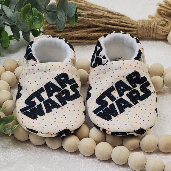 StarWars Baby Moccasin, Baby Moccasin, Baby Girl Moccasin, Baby Boy Moccasin, Baby Booties, Baby Shower Gift, Soft Baby Slippers, Crib Shoe