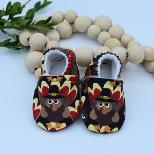 Turkey Baby Moccasins, Baby Shoes, Baby Gift, Soft Shoes, Baby Booties, Baby Mocs, Slippers, Thanksgiving, Fall, Turkey