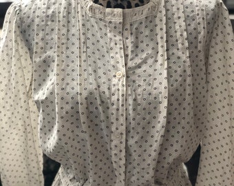 CLOSEOUT SALE 1900s 1910s Edwardian Blouse with Orb Novelty Print, Eyelet Details and Original Label!! 24” Waist, Size XS