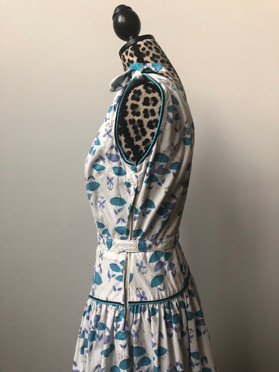 1940s Novelty Print Dress ~ Cotton Fit and Flare … - image 3