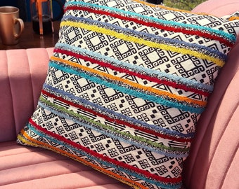 Housse de coussin décorative arc-en-ciel Boho