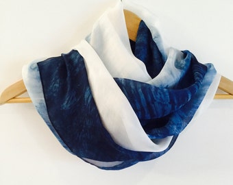 Indigo Hand Dyed scarf，Shibori blue Scarf,  Silk blue Scarf，Wearable Art Scarf. 200cmx65cm.