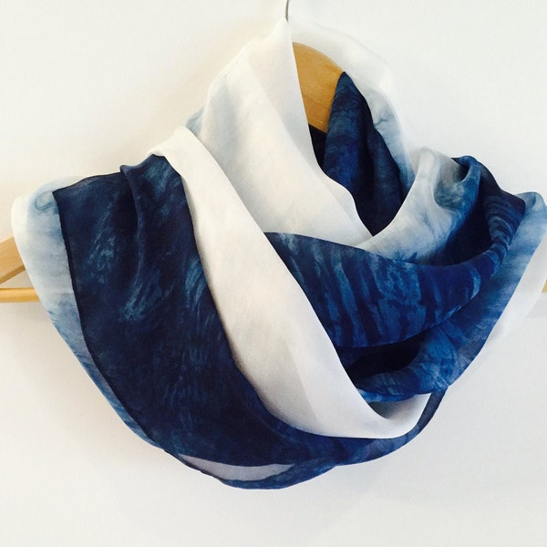 Indigo Hand Dyed scarf，Shibori blue Scarf,  Silk blue Scarf，Wearable Art Scarf. 200cmx65cm.