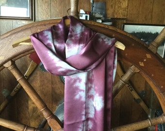 Botanical dye scarf,  Log wood Dye ,shibori ,  natural plant dyes,  Hand Dyed , 16mm heavy  Mulberry Silk Scarf. 79x20 in （200x50cm）