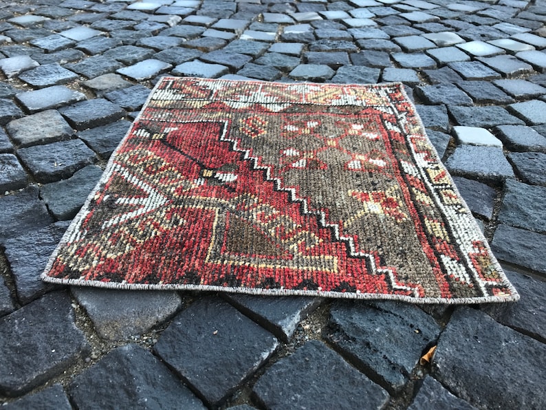 Handmade Rug Wool Rug Small Rug 64 x 56 CM 2,09 x 1,83 Ft Carpet Vintage Rug,Turkish Rug,Hallway Rug,Kilim,Home Decor