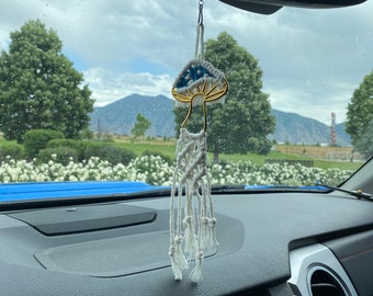 Colgador de espejo retrovisor Spinning Mushie