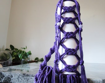 Bolso/bandolera de macramé para botella de agua, compatible con botellas de agua de 710 ml (botella opcional).