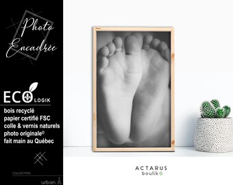 black and white feet fine art photography / baby feet photography / baby feet in a simple composition photography