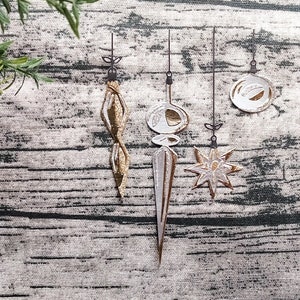 Set di 4 ornamenti metallici / Natale / Fustellati / Fatto a mano / Effimeri / Abbellimenti / Creazione di cartoline / Collage / Diario spazzatura