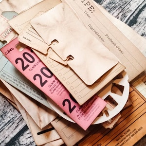 25 o 50 piezas Mystery Coffee Dyed Ephemera Variety Pack, Grungy, hecho a mano, adornos, Junk Journal, Art Journal, teñido, teñido, envejecido