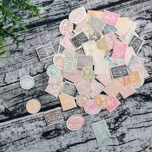 Lot de 20 timbres découpés, vintage, embellissements, éphémères, journal de pacotille, journal d’art, fournitures, enveloppe d’art, papier cartonné, fait main